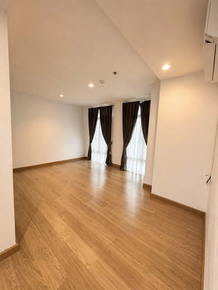 room interior of Wattana Suite