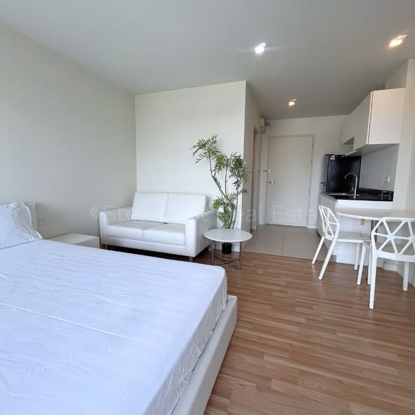 bedroom of We Condo
