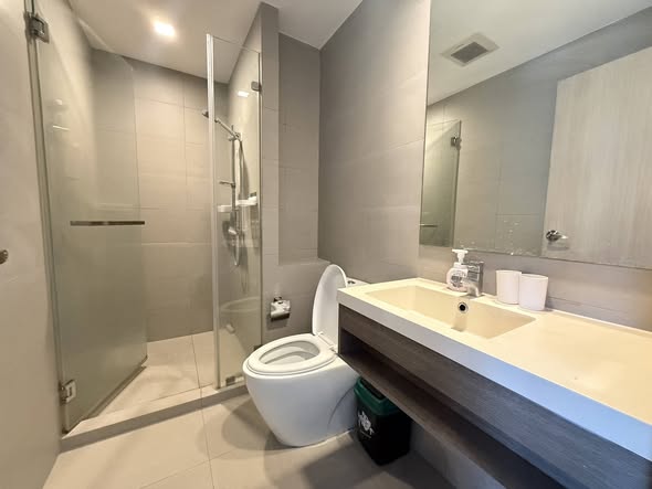 bathroom of Whizdom Connect Sukhumvit