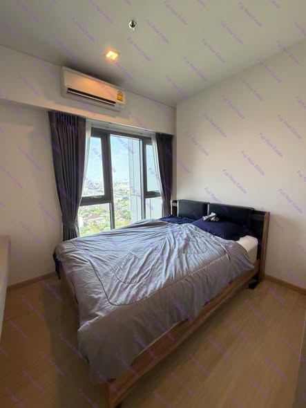 bedroom of Whizdom Connect Sukhumvit