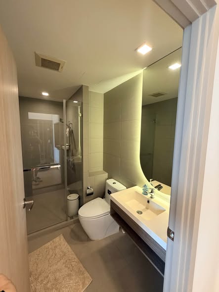 room interior and bathroom of Whizdom Connect Sukhumvit