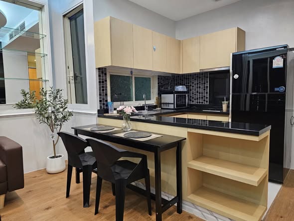 Wind Ratchayothin Condominium