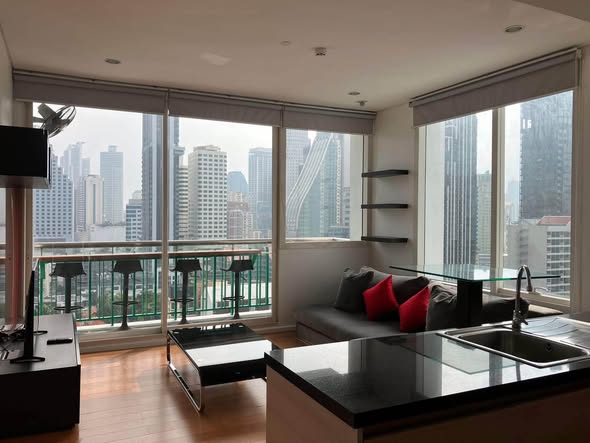 living room of Wind Sukhumvit 23