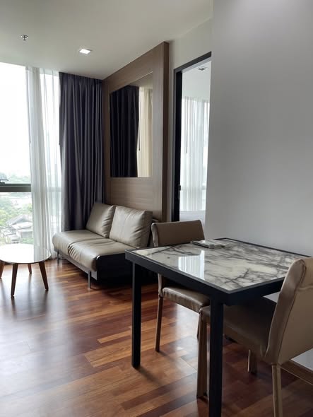 bedroom and room interior of Wish Signature II Midtown Siam