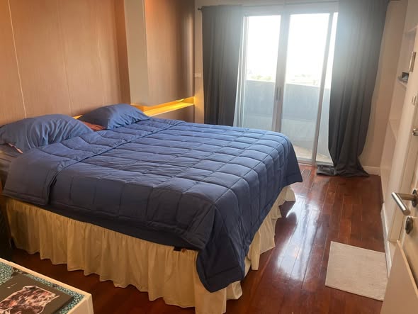 bedroom of Witthayu Complex