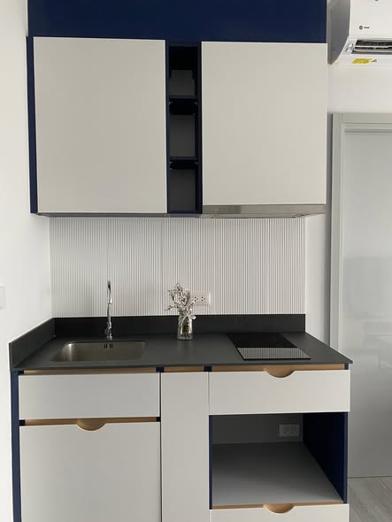 bathroom and kitchen of XT Ekkamai
