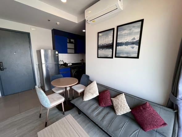 living room and bedroom of XT Ekkamai