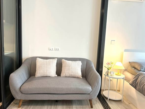 bedroom and living room of XT HUAIKHWANG
