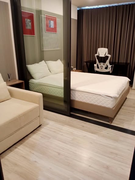 bedroom and room interior of XT HUAIKHWANG