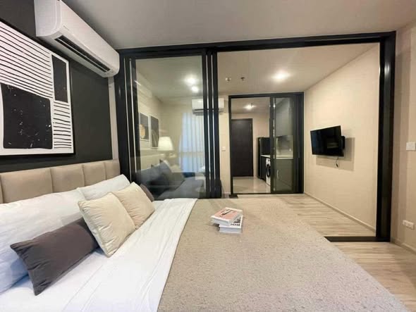 bedroom and room interior of XT HUAIKHWANG