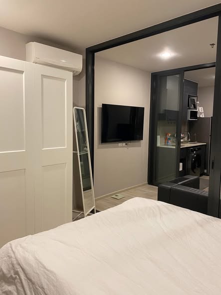 bedroom and room interior of XT HUAIKHWANG