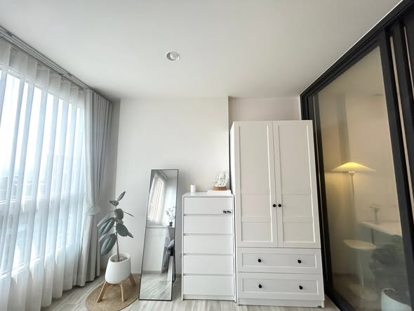 bedroom and room interior of XT HUAIKHWANG