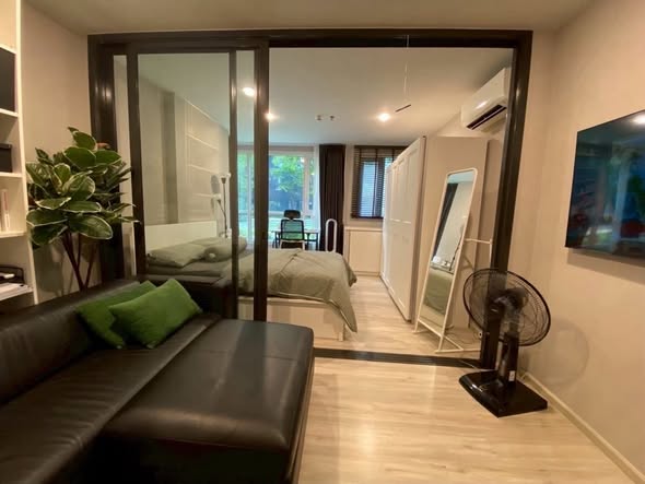 bedroom and room interior of XT HUAIKHWANG