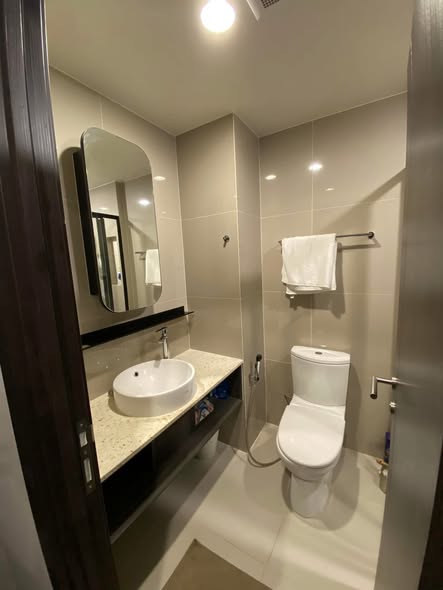 XT HUAIKHWANG