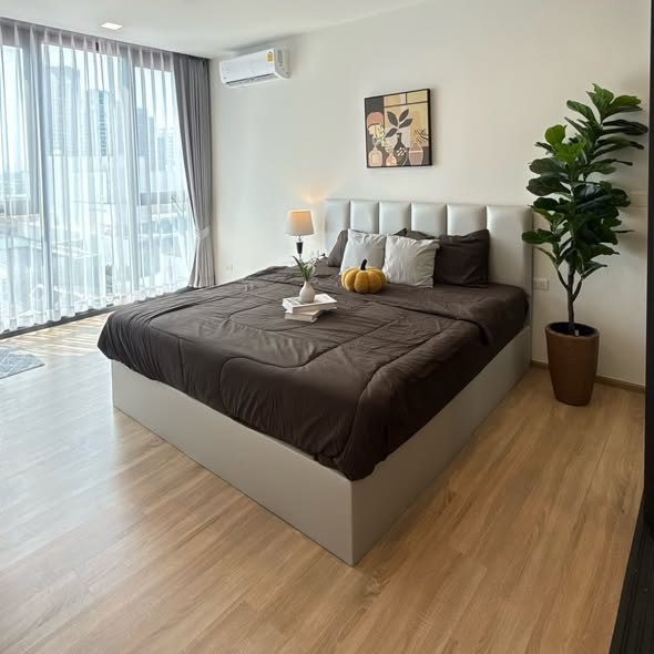bedroom of XT Phayathai