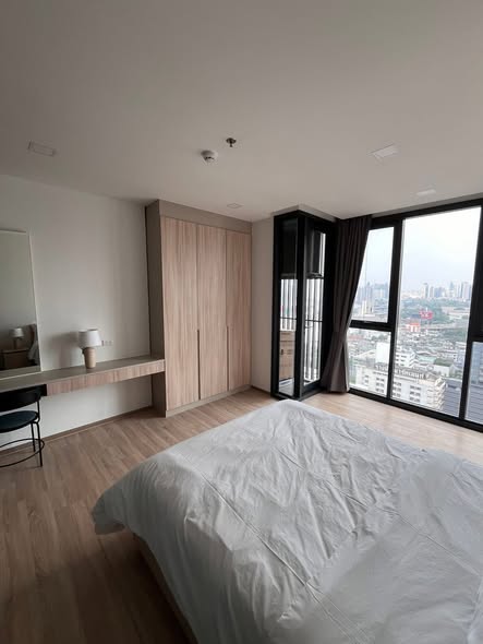 bedroom of XT Phayathai