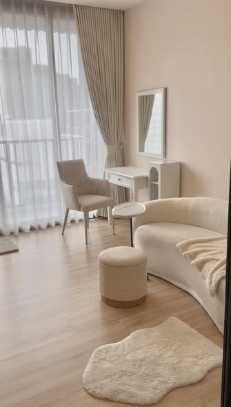 bedroom and living room of XT Phayathai