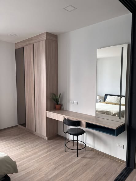bedroom and room interior of XT Phayathai