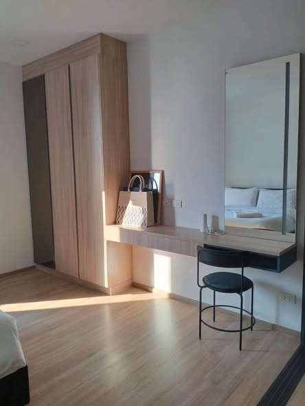 bedroom and room interior of XT Phayathai