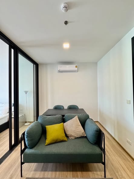 living room and bedroom and room interior of XT Phayathai