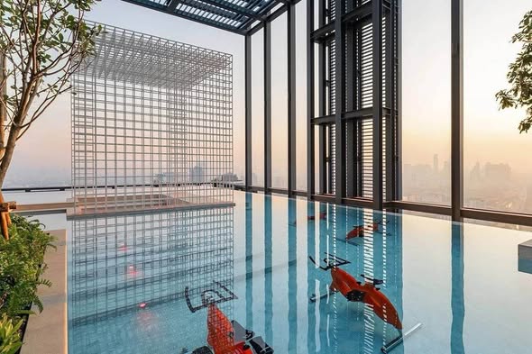 pool of XT Phayathai