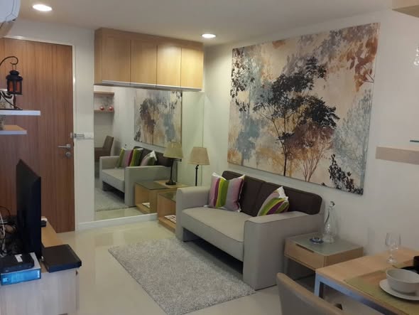 living room of Zenith Place Sukhumvit 42