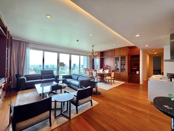 living room of 185 Rajadamri