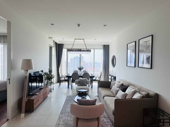 living room of 185 Rajadamri