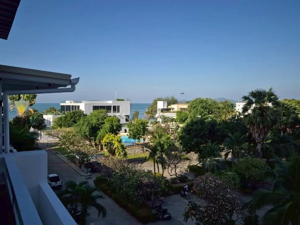 256 Beach House