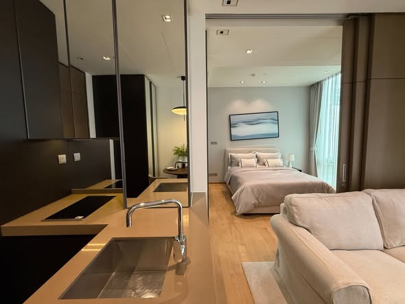 bedroom and living room of 28 Chidlom