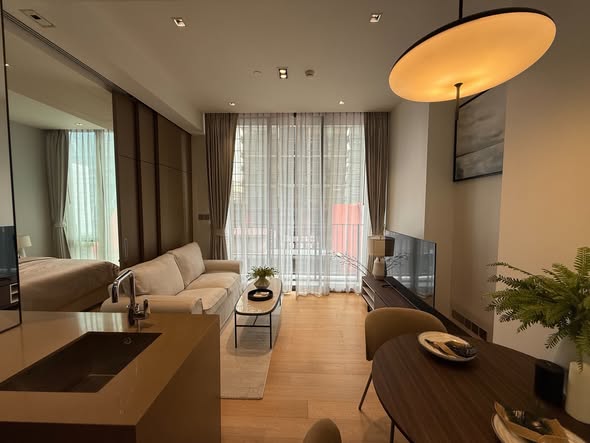 living room of 28 Chidlom