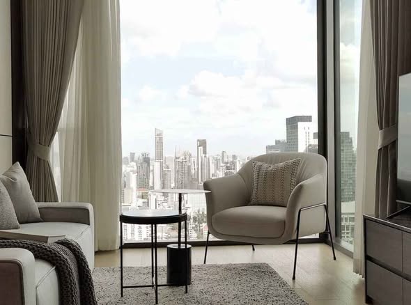living room of 28 Chidlom