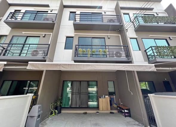 room interior of ทาวน์โฮม 3 ชั้น