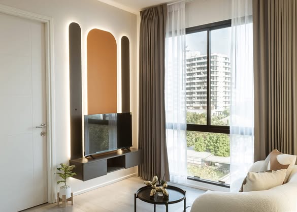 living room and bedroom of บราวน์ คอนโด รัชดา 32