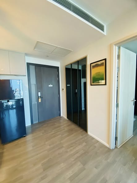 room interior of 333 Riverside