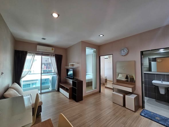 bedroom of คอนโดวันพลัส สวนดอก 4 (One Plus Suandok 4)