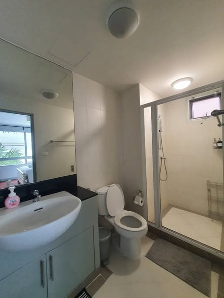 bathroom of 49 Plus