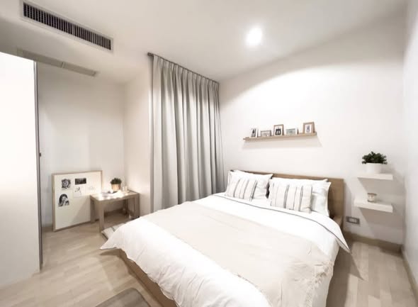bedroom of 59 Heritage