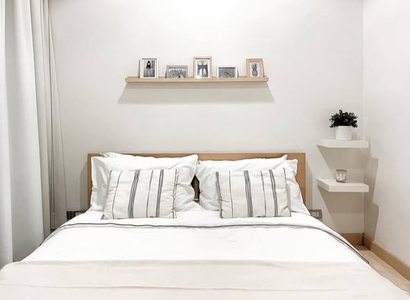 bedroom of 59 Heritage
