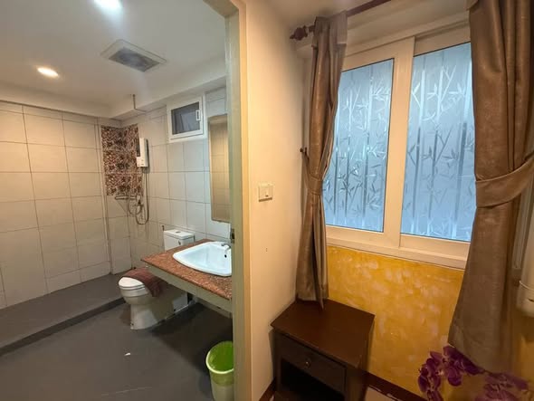 bedroom of 64 Sweet Home