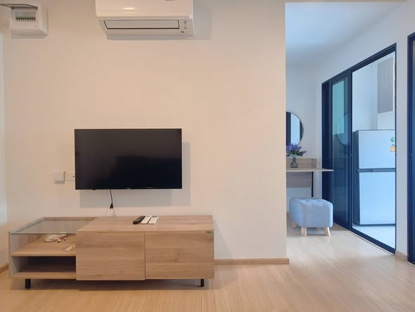 bedroom and living room and room interior of ชีวาทัย ฮอลล์มาร์ค ลาดพร้าว – โชคชัย 4 (เฟส 2)