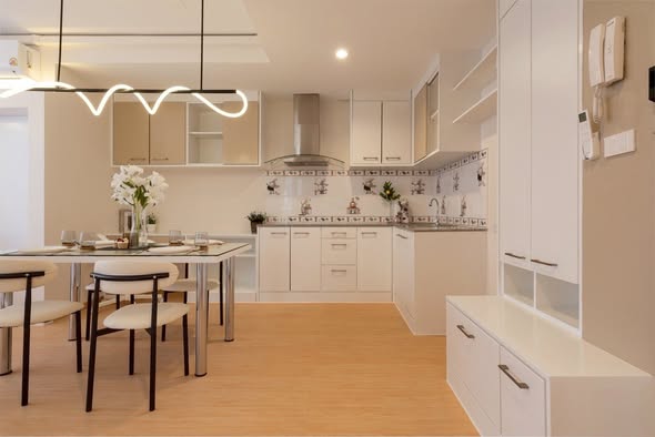 kitchen of ดิ ไอริส (พระราม9 – ศรีนครินทร์)