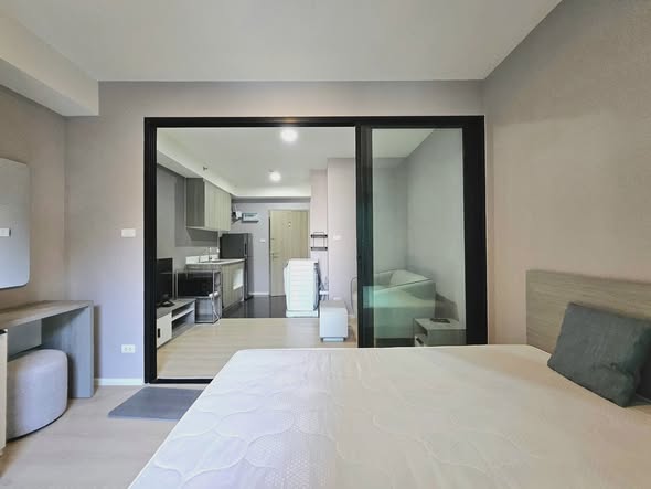 bedroom and room interior of A Space Mega 1
