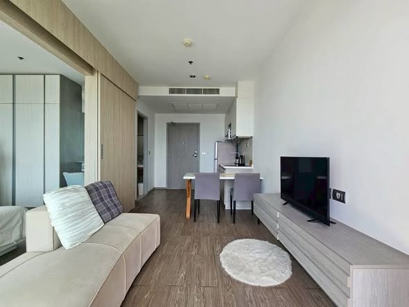 living room and room interior of AERAS Beachfront Condominium Jomtien Pattaya