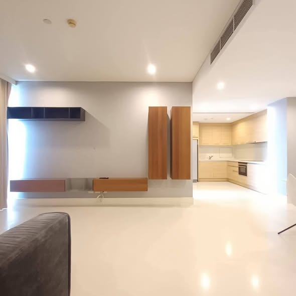 Aguston Sukhumvit 22