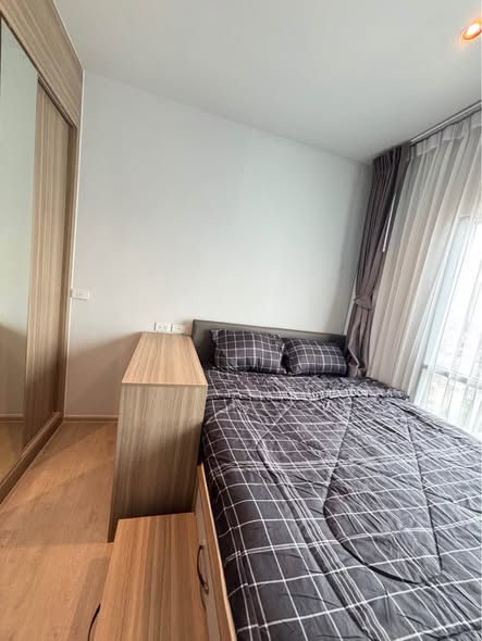 bedroom of Altitude Unicorn Sathorn