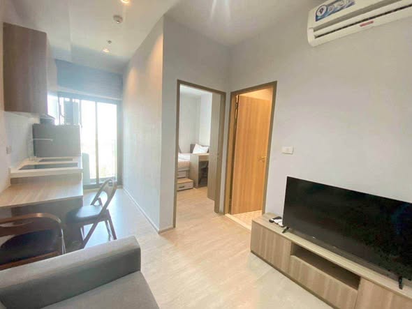 bedroom of Altitude Unicorn Sathorn