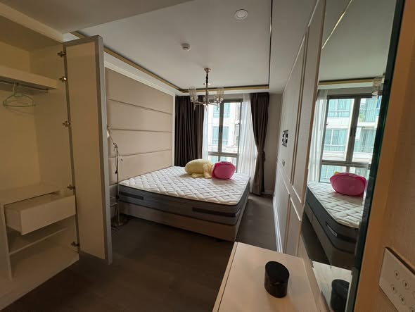 bedroom of Amaranta Residence