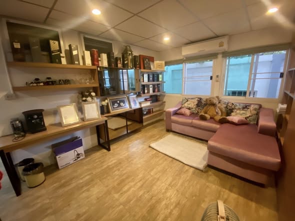 living room of ARCO Home Office ( อาร์โค่ โฮมออฟฟิศ )