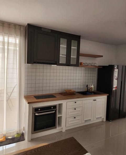 kitchen of Areeya Mandarina Sukhumvit 77